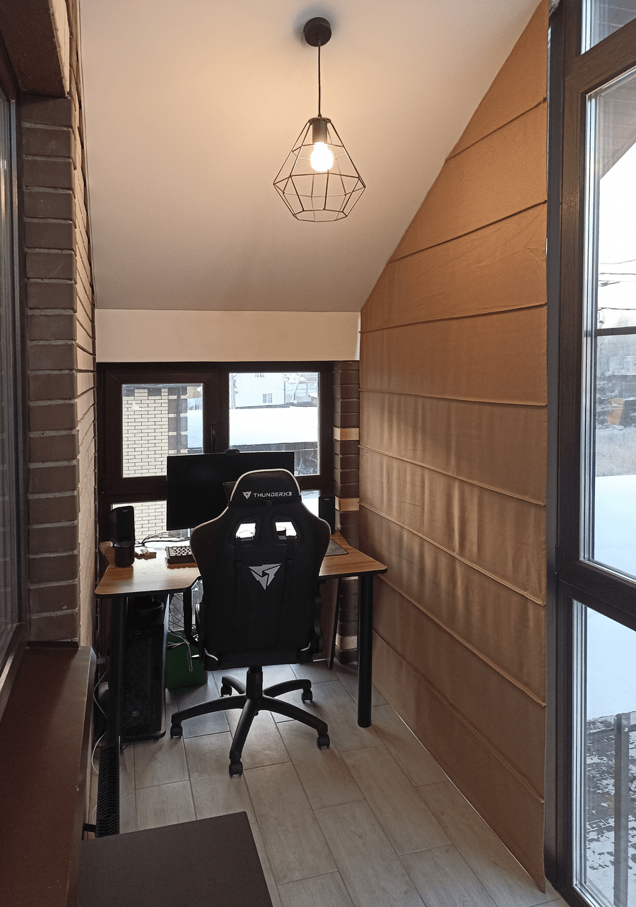 Римская штора на окно со скосом