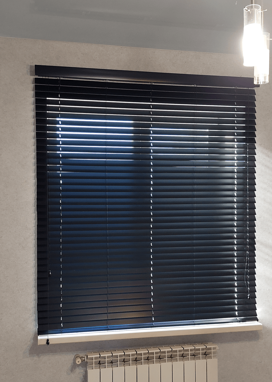 Деревянные жалюзи 50 мм, «Дерево Чёрное»